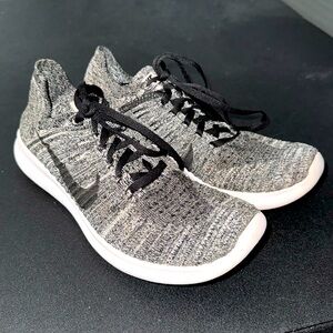 NIKE FREE RUN FLYKNIT Black 8.5